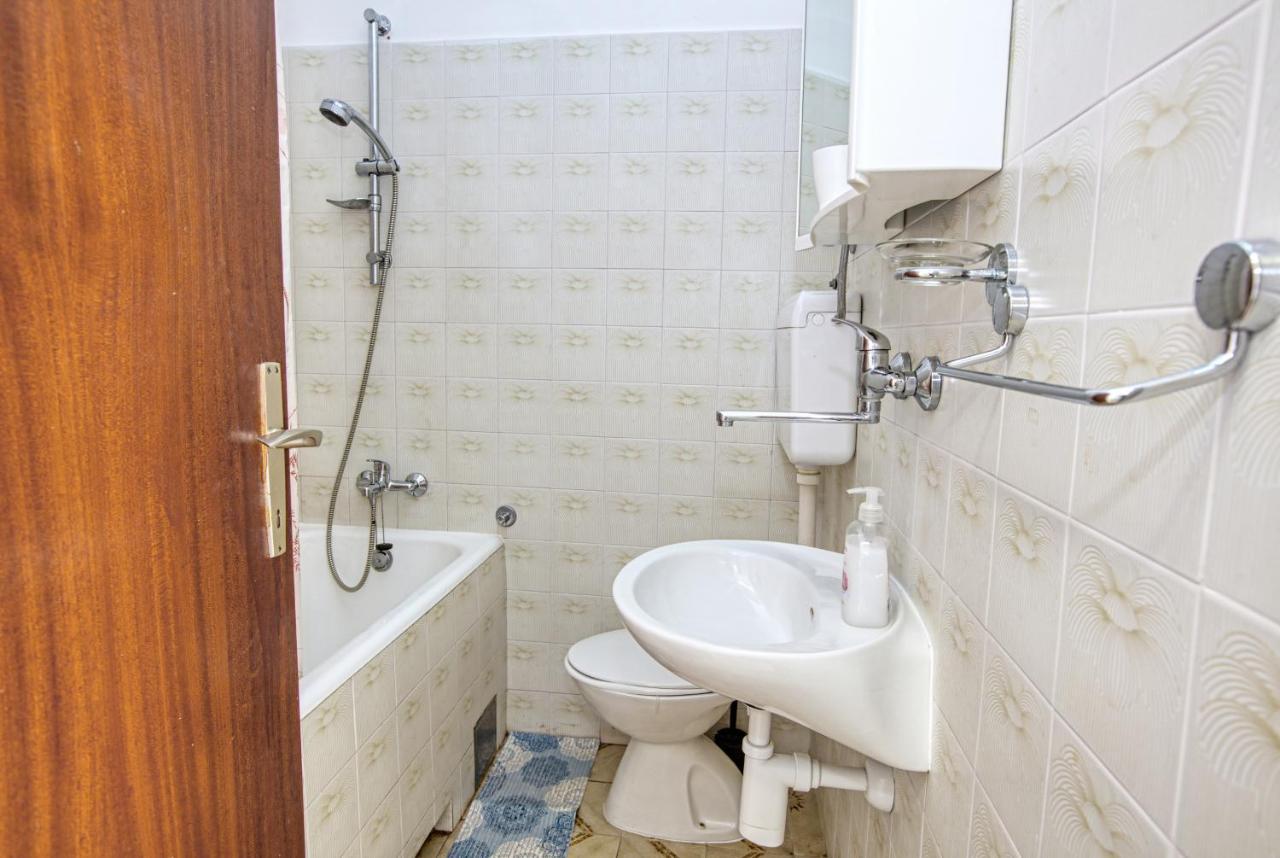 Twin Room Tisno 5128A Exterior photo